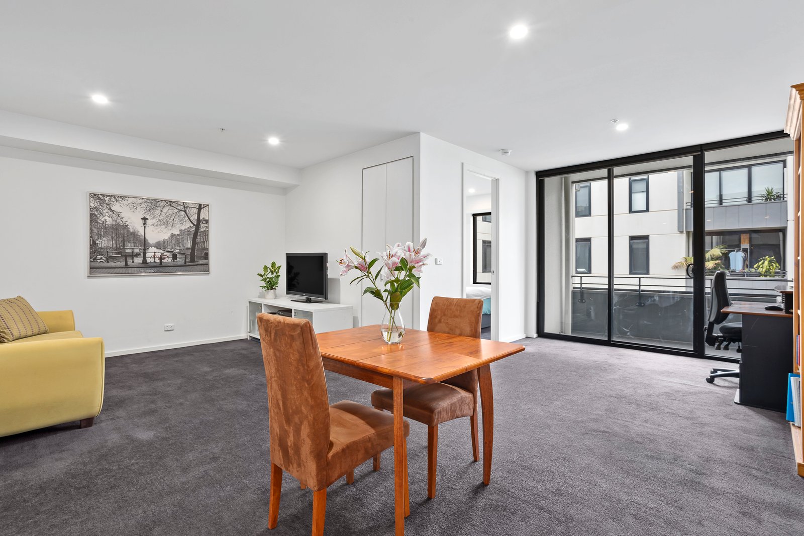 Gallery: 511/166 Rouse Street