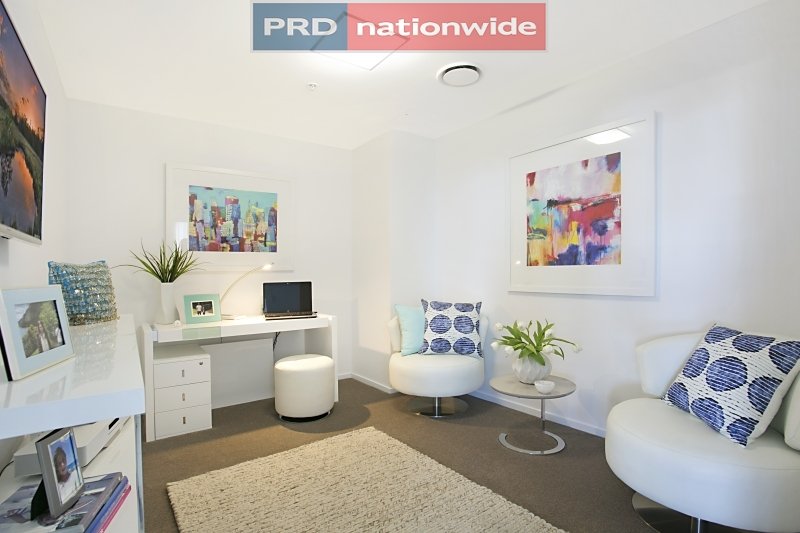 511/19 Imperial Parade LABRADOR 4