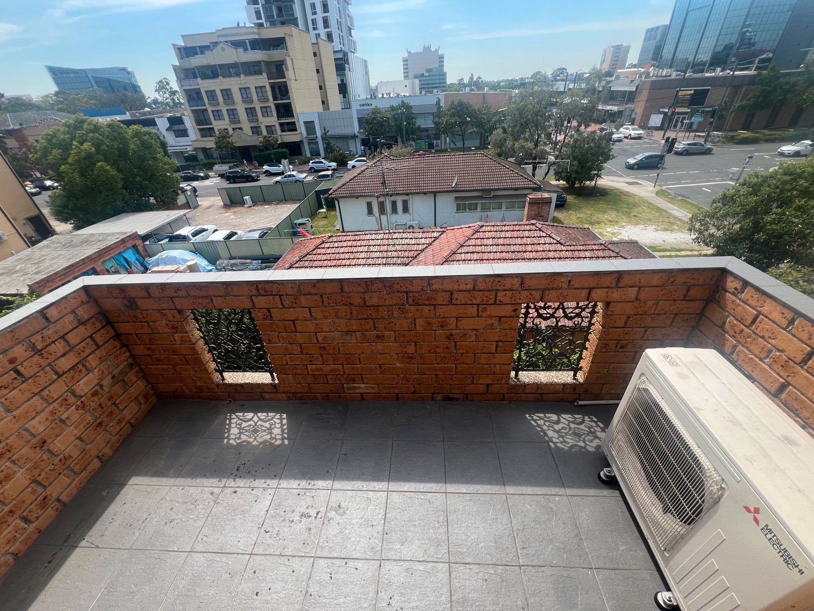 5/113 Moore Street LIVERPOOL 10