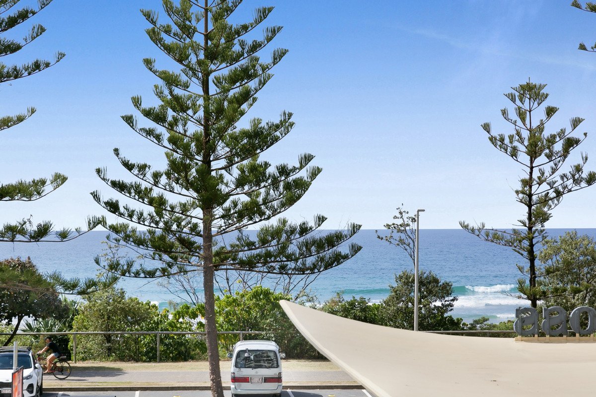 5/114 The Esplanade BURLEIGH HEADS 17