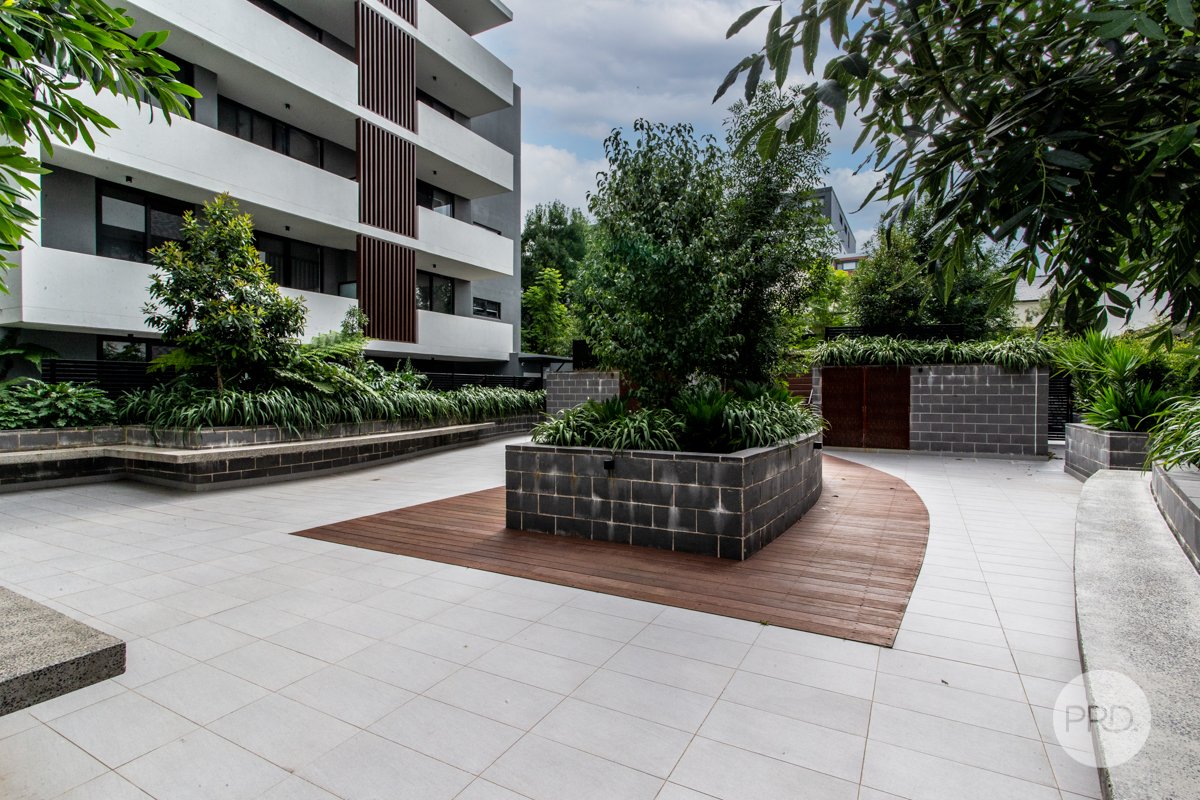 51/144-148 High Street PENRITH 16