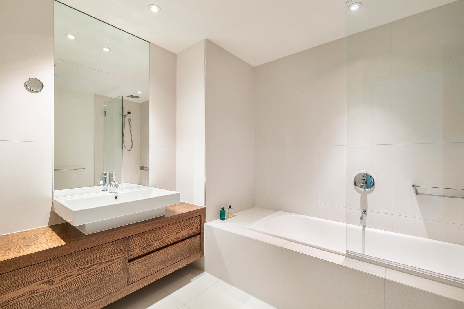 Real Estate and Property in 511/6 Victoria Street, St Kilda, VIC