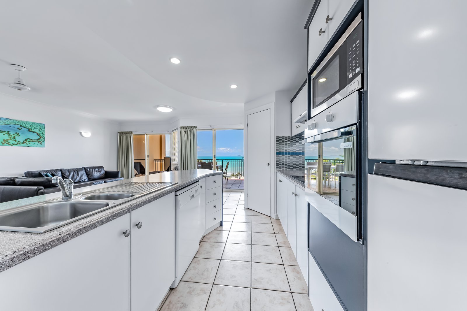 5/12-14 Golden Orchid Drive AIRLIE BEACH 4