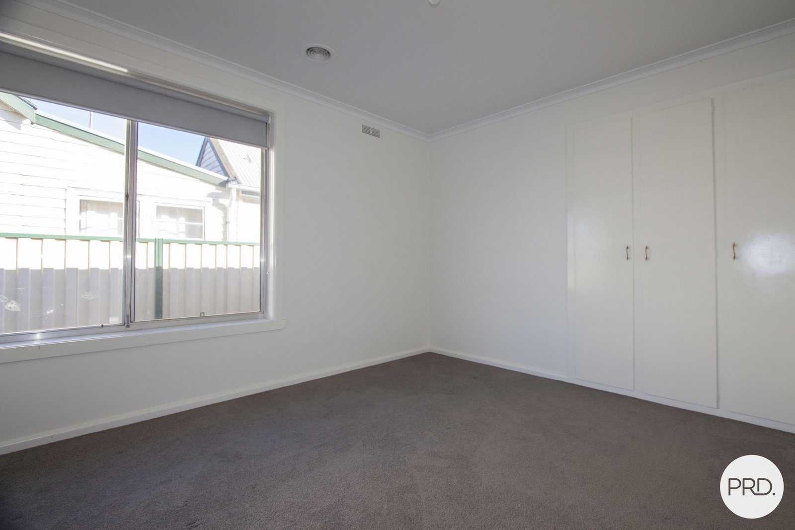 512 Ascot Street South REDAN 9