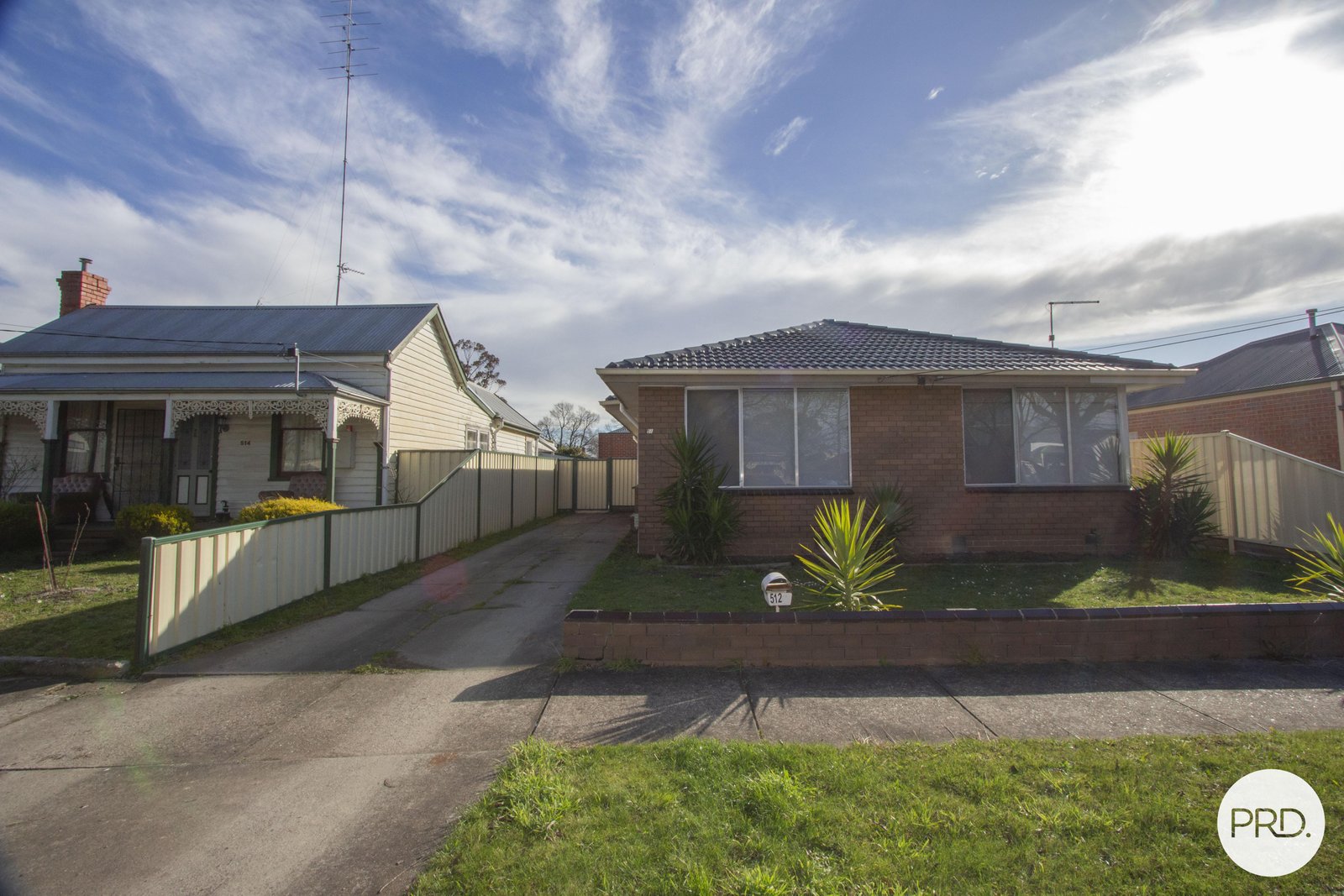 512 Ascot Street South REDAN 12