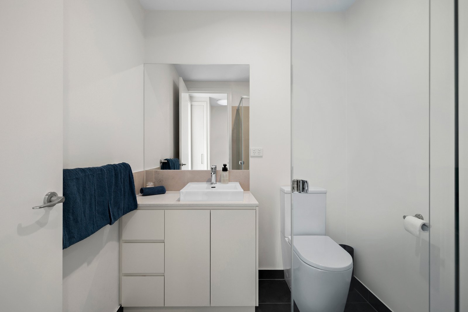 5/12 Barker Street, Cheltenham, 3192