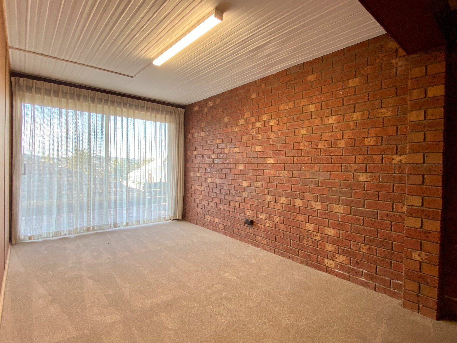 512 Dight Street ALBURY 14