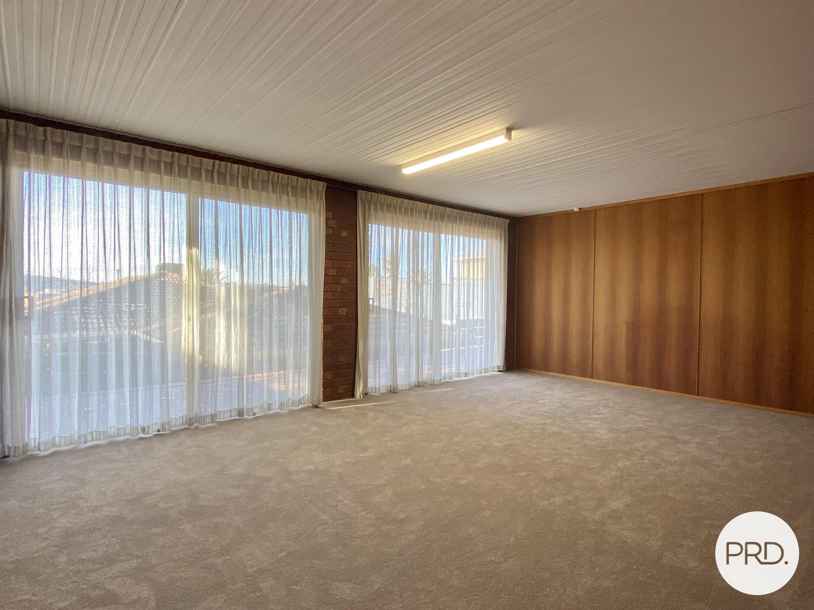 512 Dight Street ALBURY 8