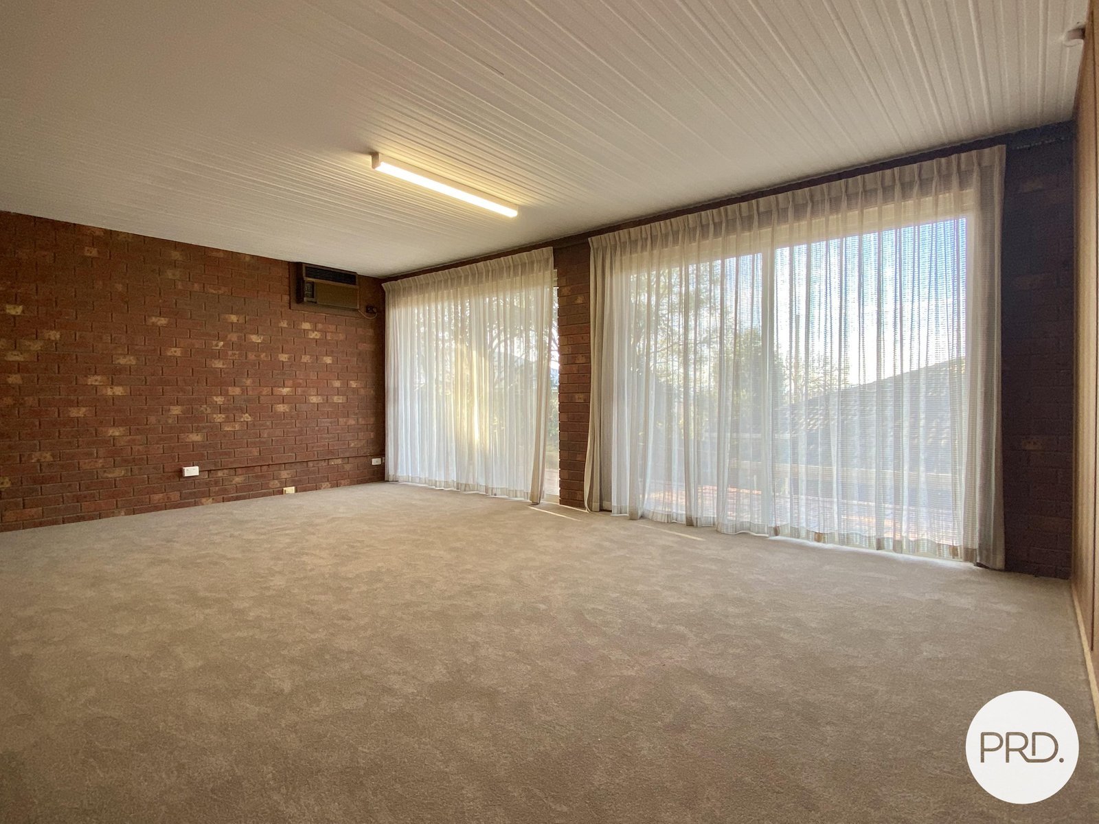 512 Dight Street ALBURY 9