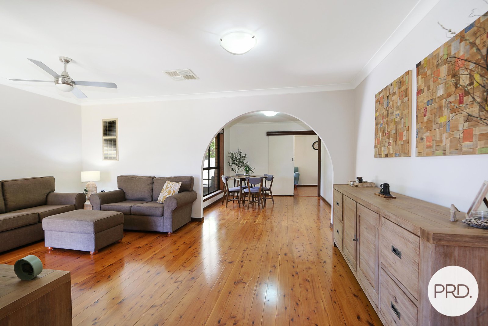 512 Kemp Street LAVINGTON 3