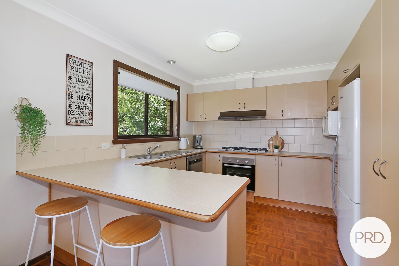 512 Kemp Street LAVINGTON 6