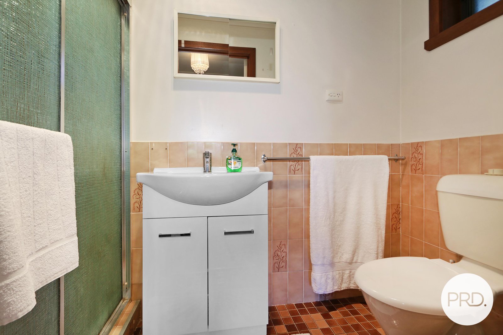 512 Kemp Street LAVINGTON 10