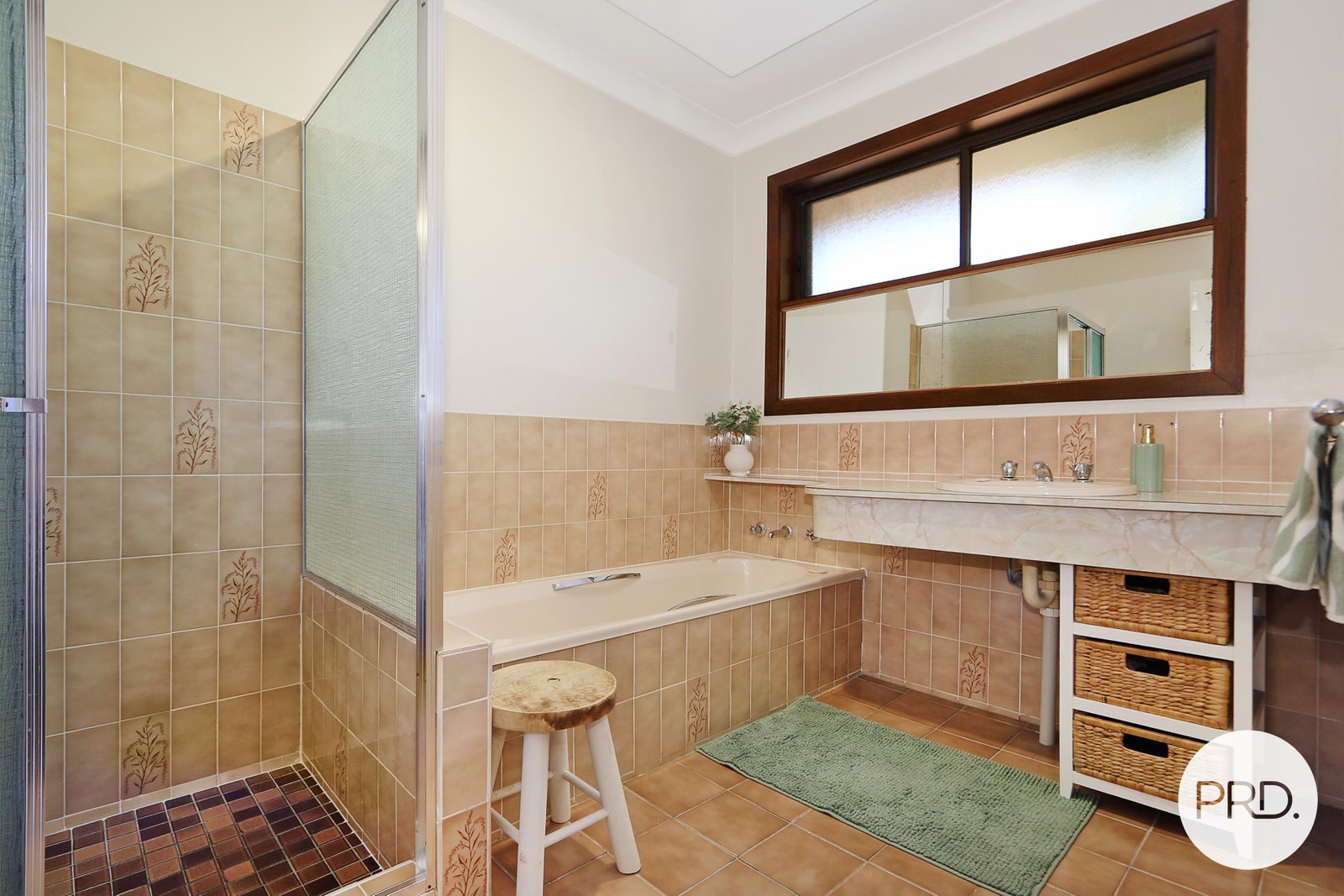 512 Kemp Street LAVINGTON 14