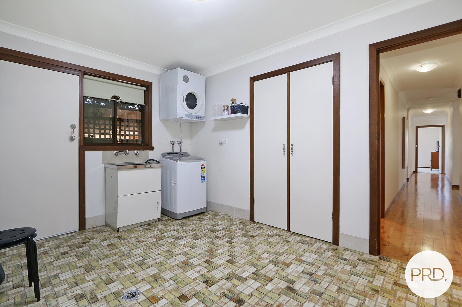 512 Kemp Street LAVINGTON 15