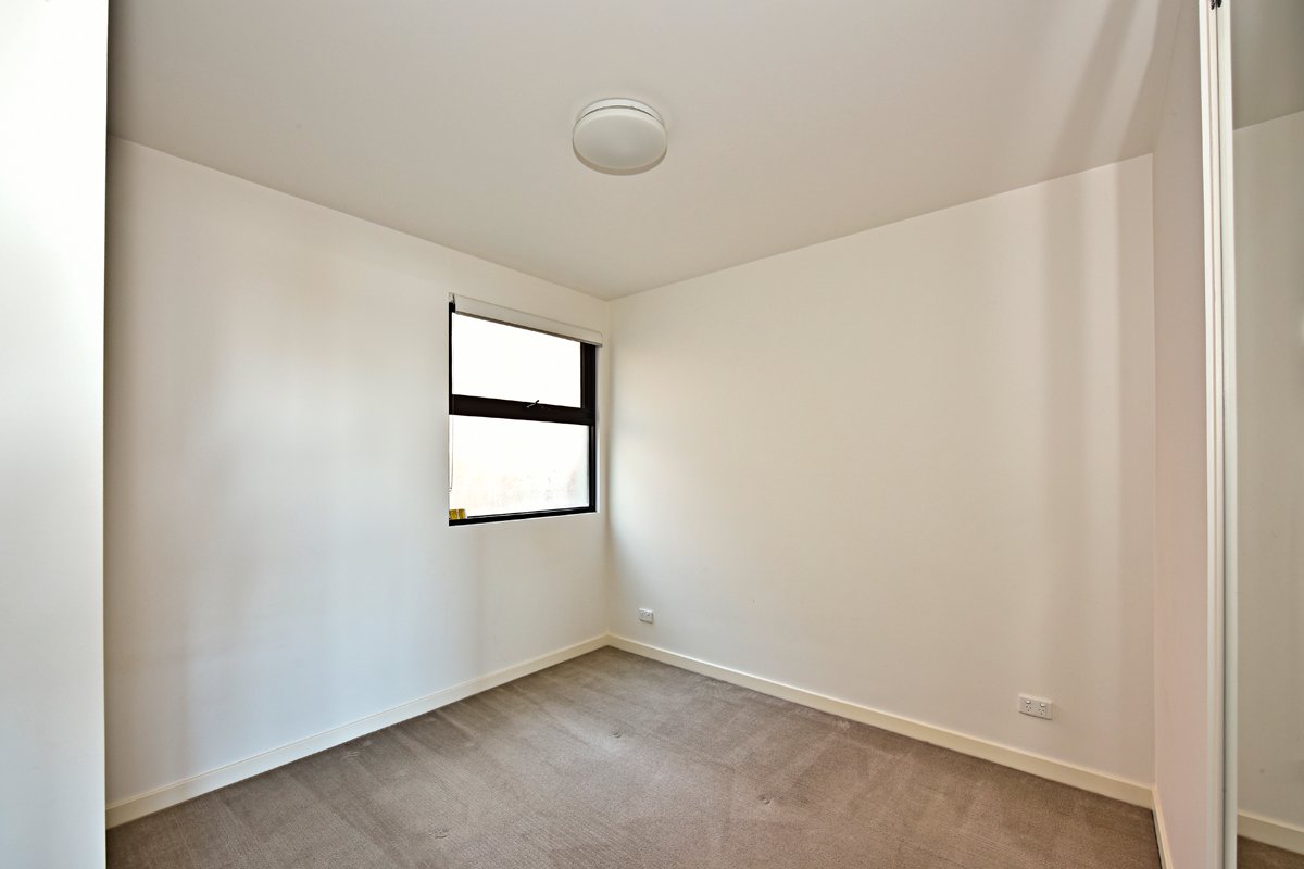 Gallery: 5/12 Llaneast Street