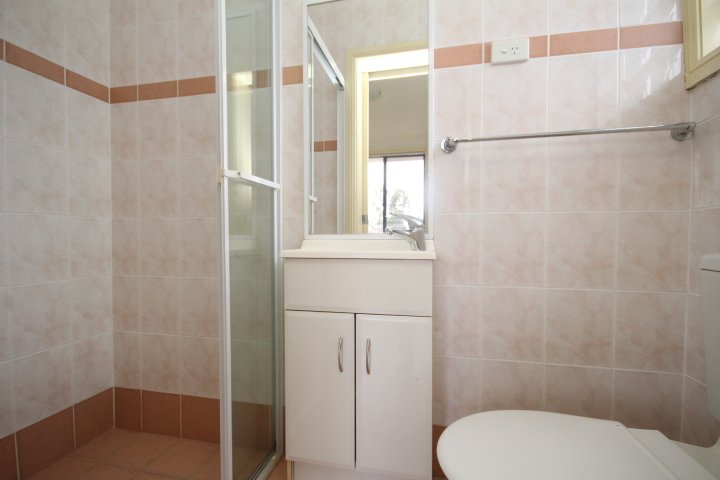 5/12 Melvin Street BEVERLY HILLS 4