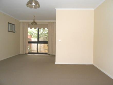 Gallery: 5/12 Raymond Court