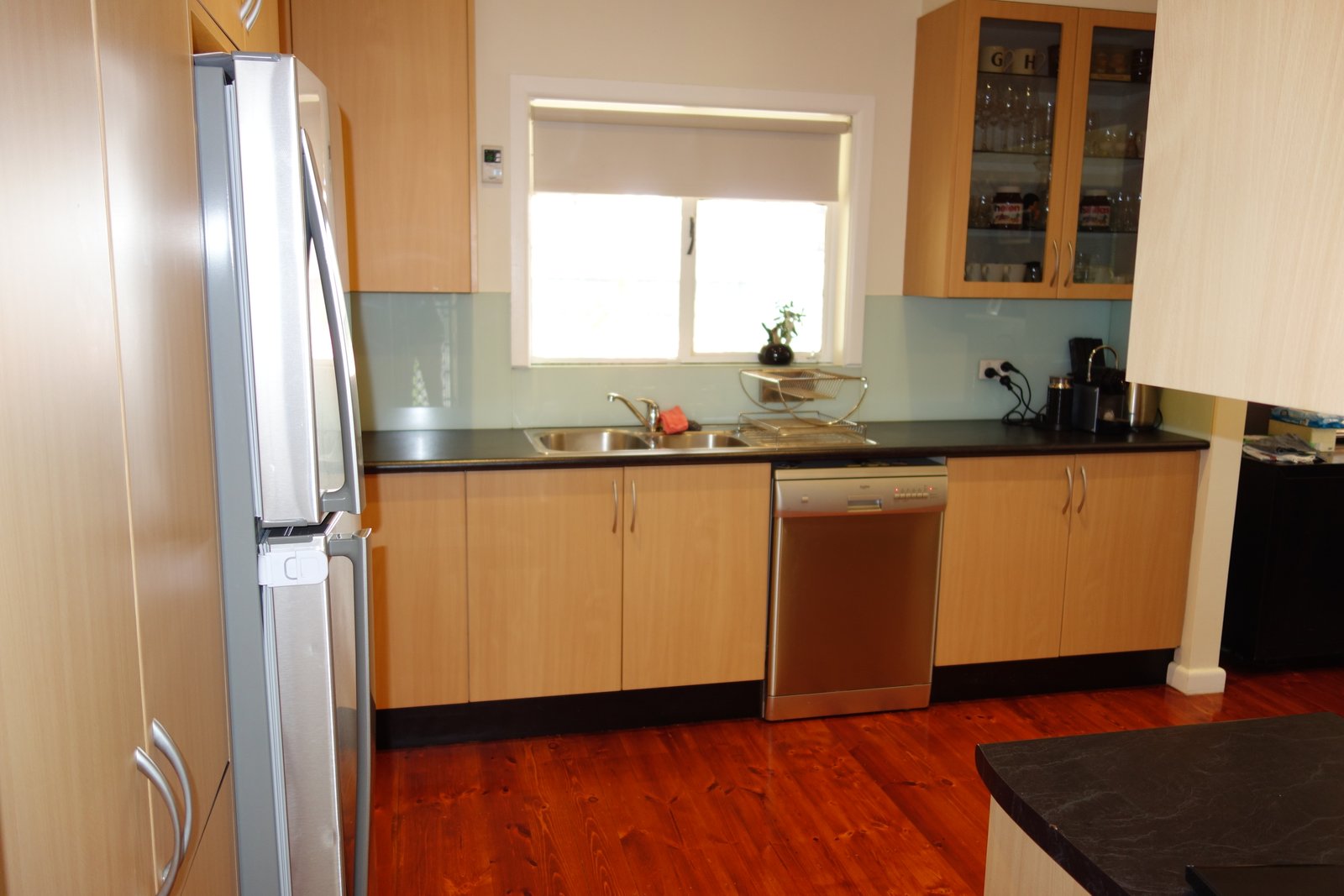 Gallery: 512 South Road