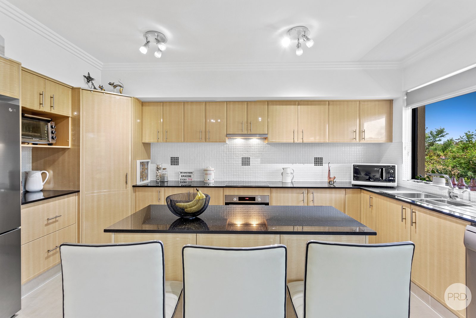 5/12 Yawl Close CORLETTE 4