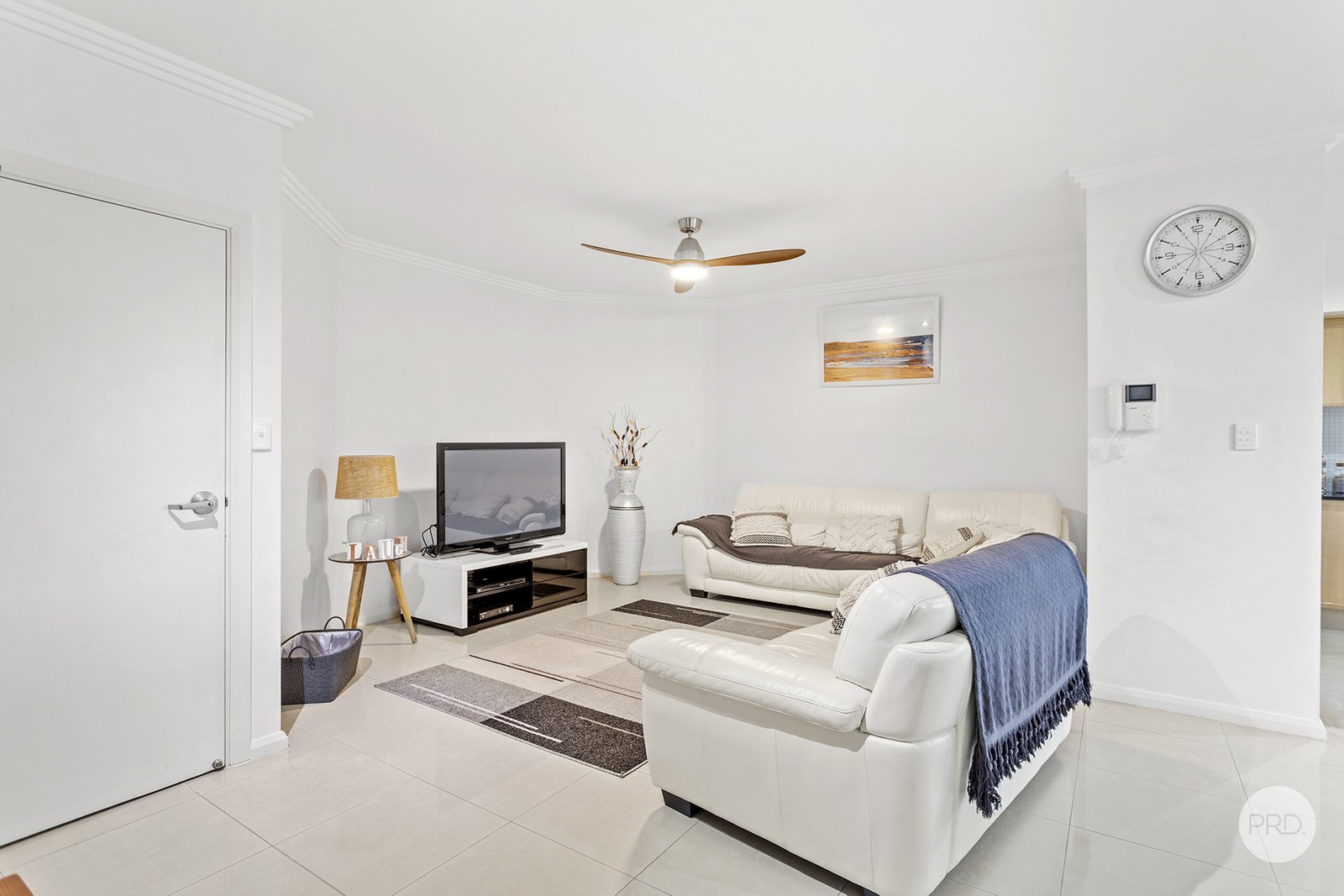 5/12 Yawl Close CORLETTE 8