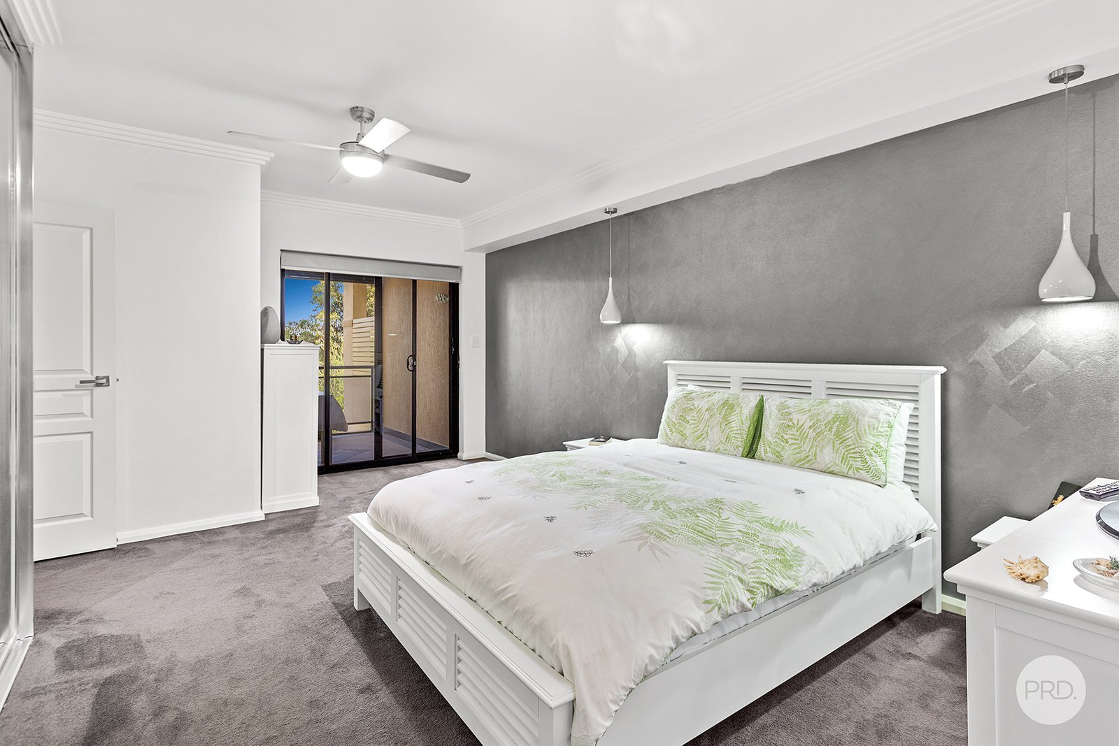 5/12 Yawl Close CORLETTE 12