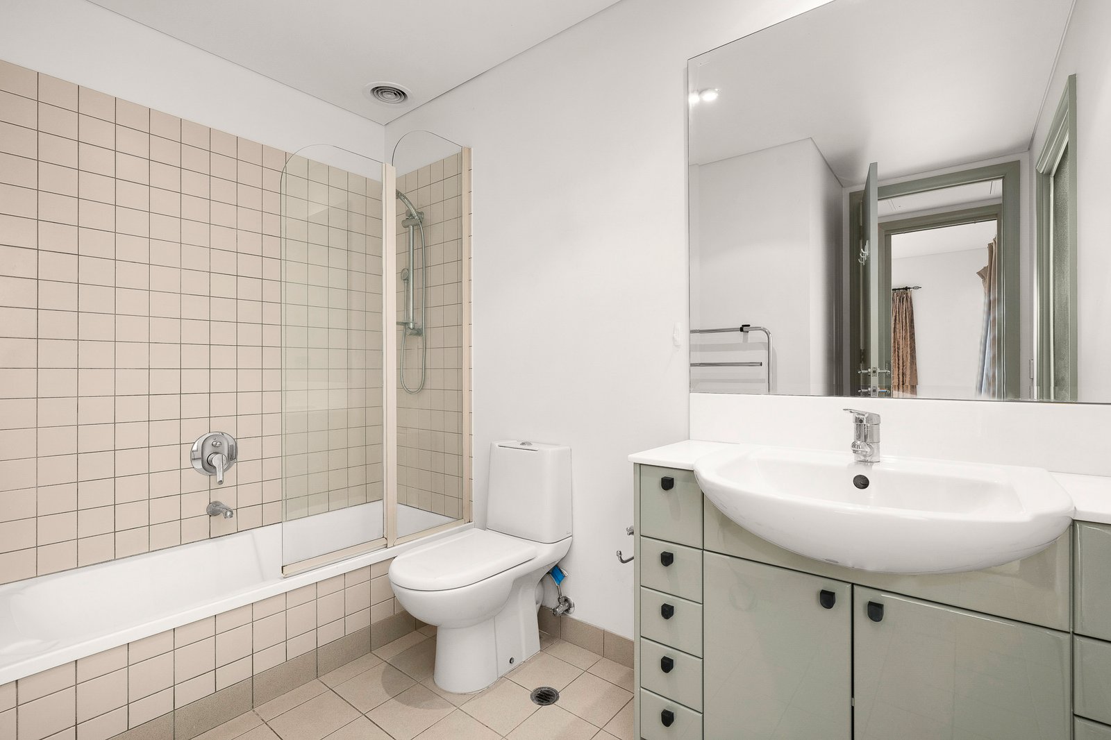 Real Estate and Property in 5/122 Anderson St, South Yarra, VIC