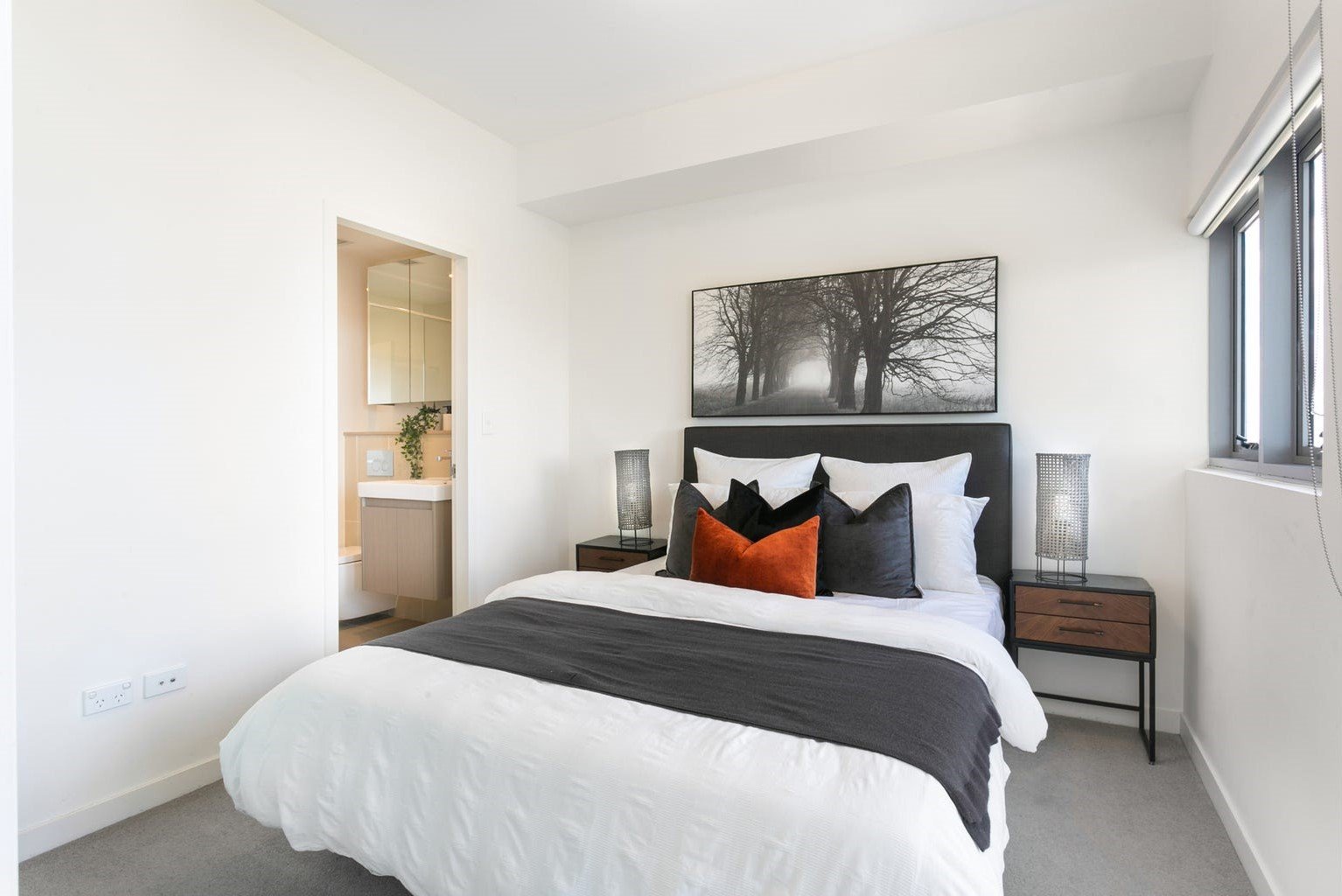 512/21 Treacy Street HURSTVILLE 4