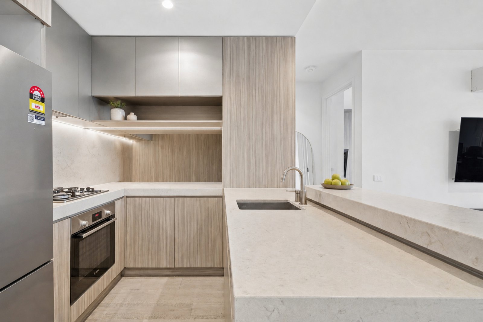 Gallery: 512/320 Plummer Street