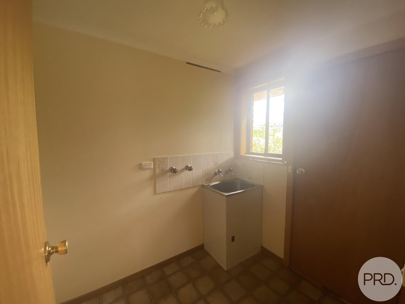 5/124 Hopkins Street MOONAH 9