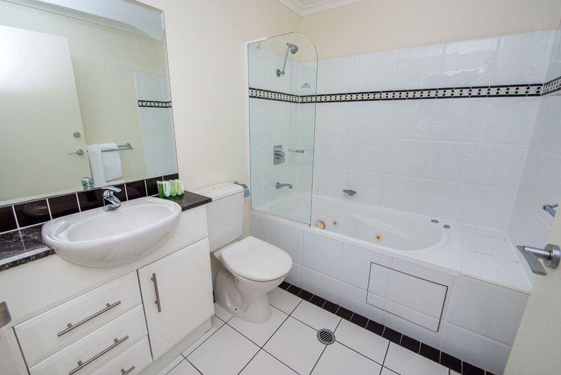 512/43 Shoal Bay Road SHOAL BAY 10