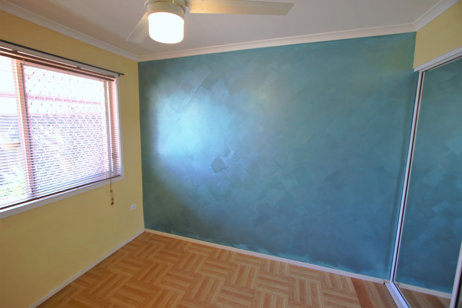 5/128 Benowa Road SOUTHPORT 11