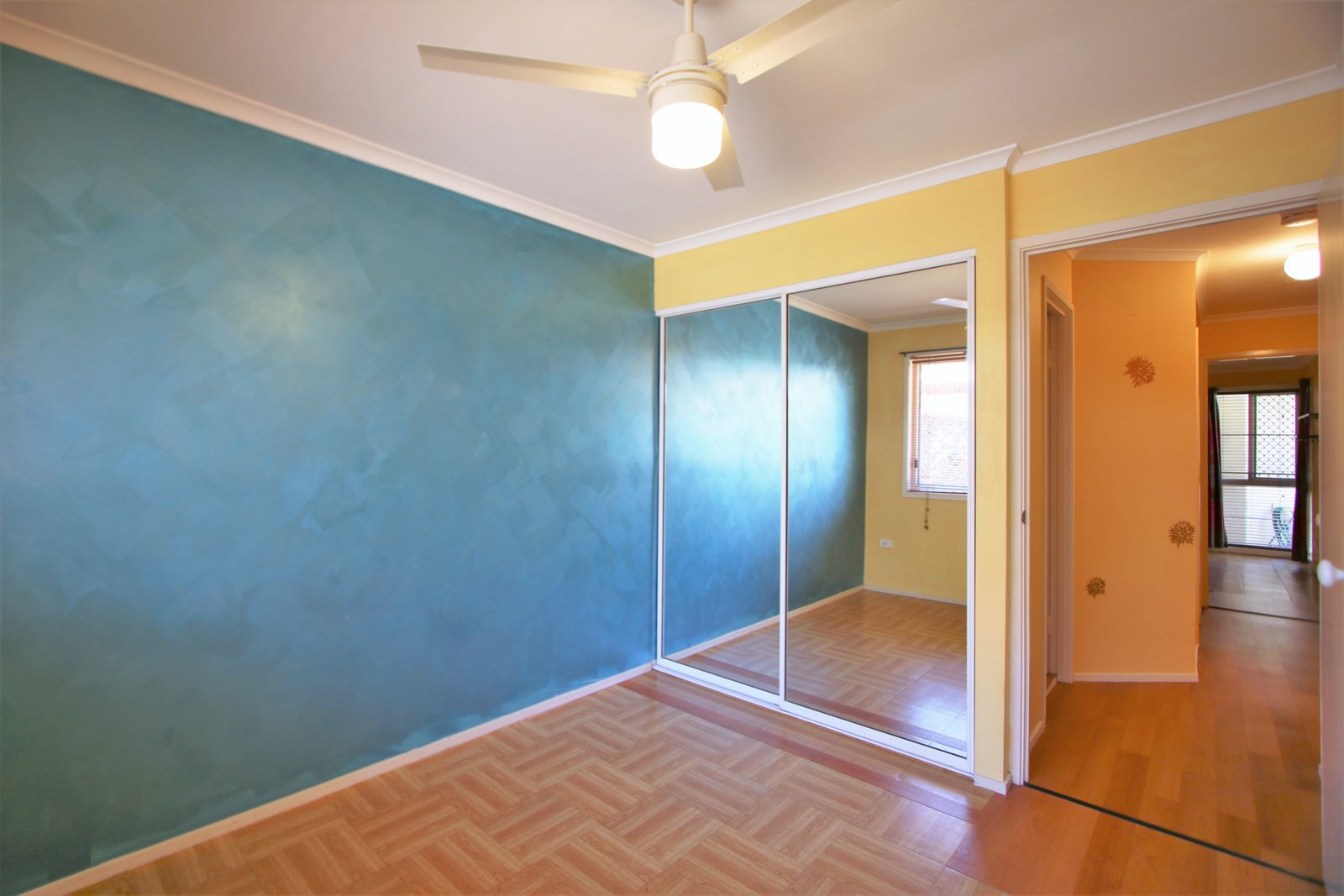 5/128 Benowa Road SOUTHPORT 12