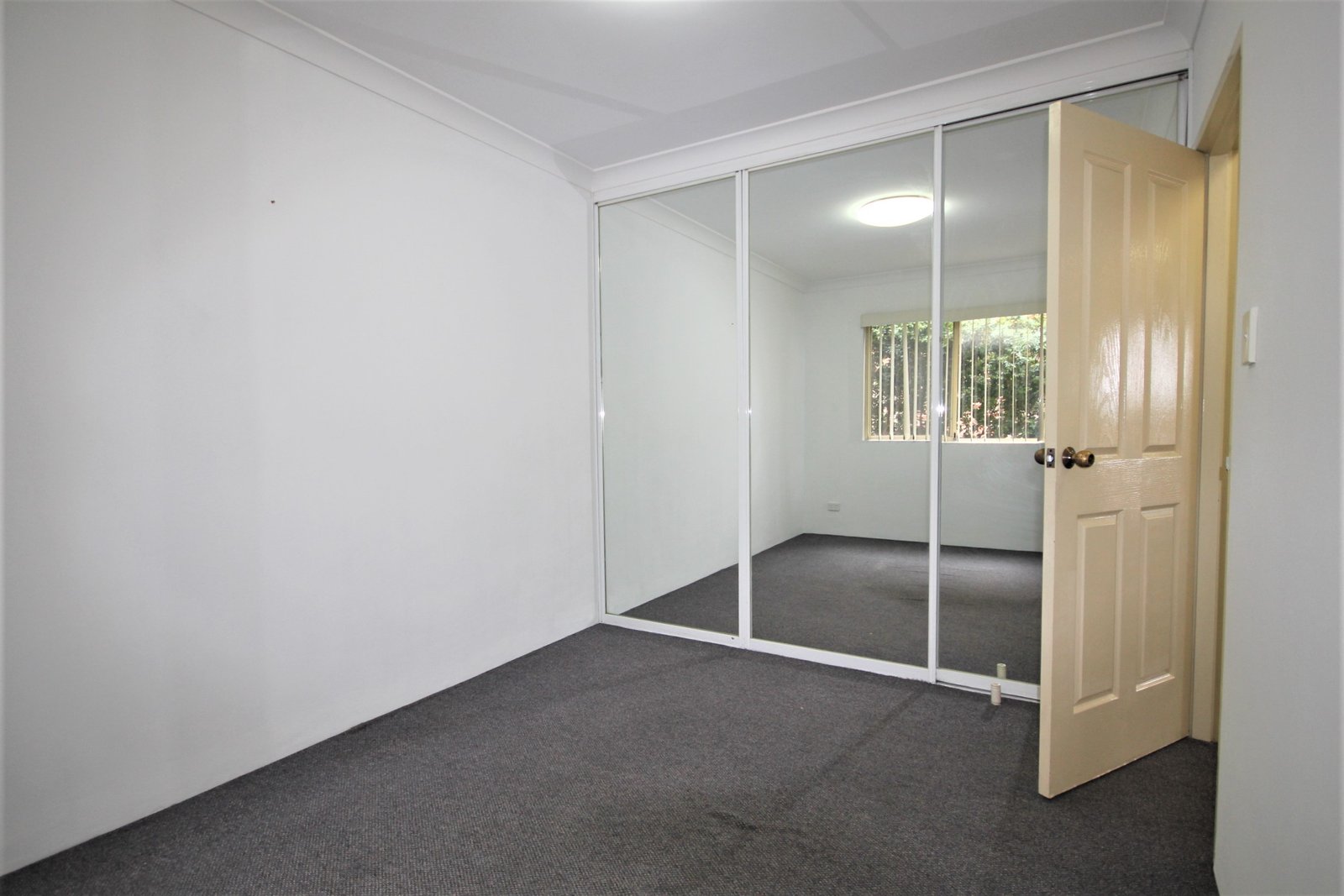 5/128 Harrow Road BEXLEY 6