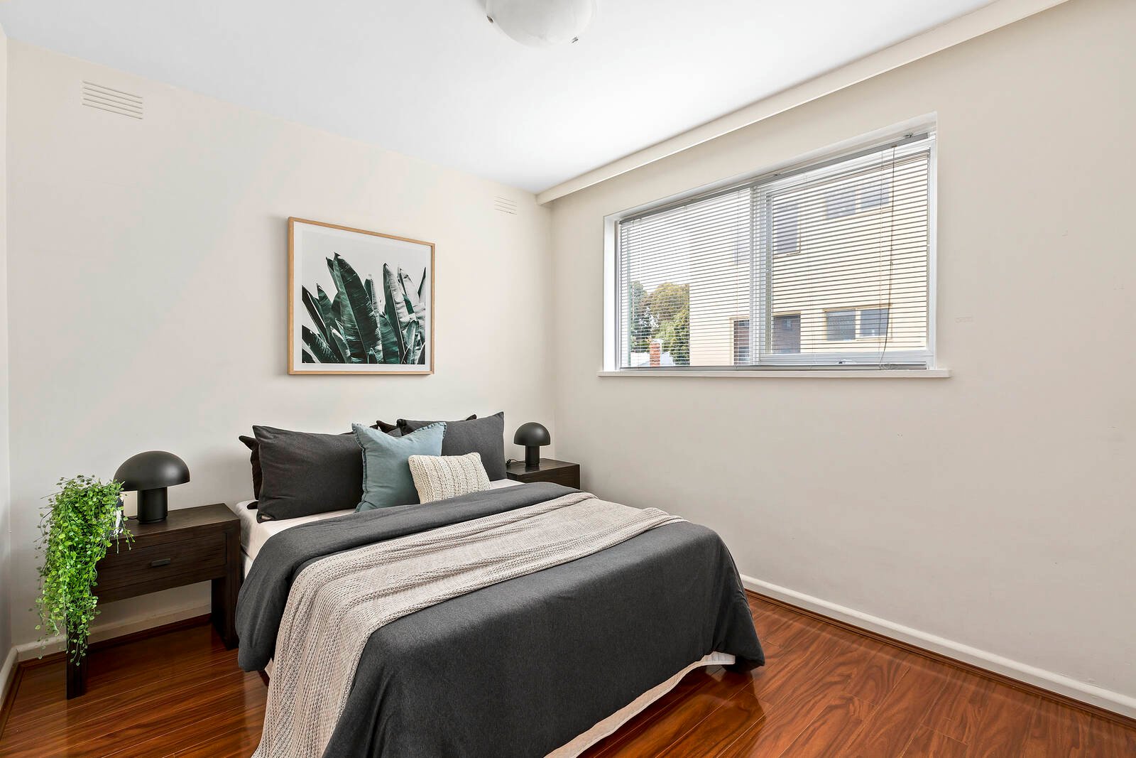 Real Estate and Property in 5/128 Inkerman Street, St Kilda, VIC