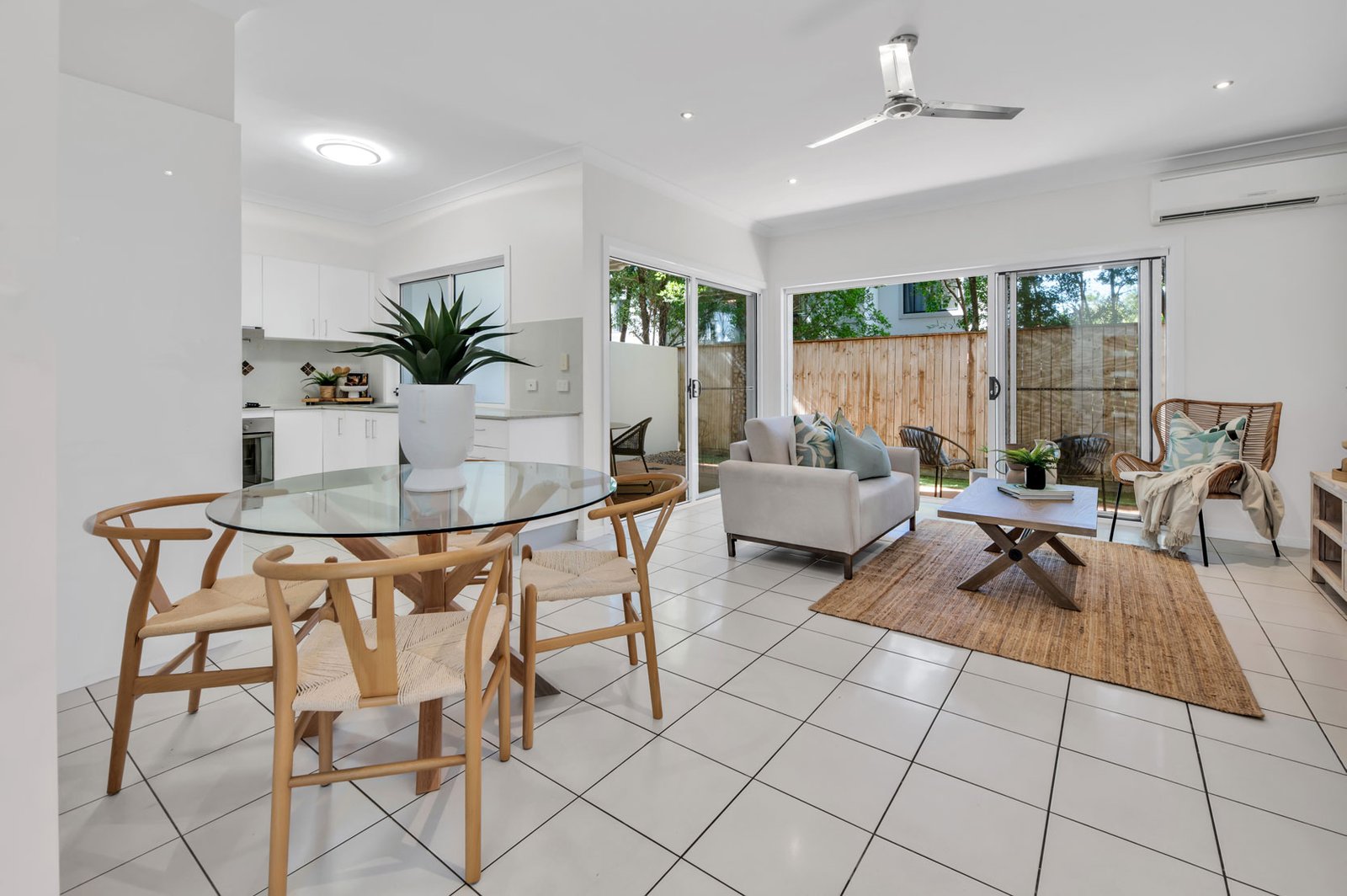 5/129 Pohlman Street SOUTHPORT 3