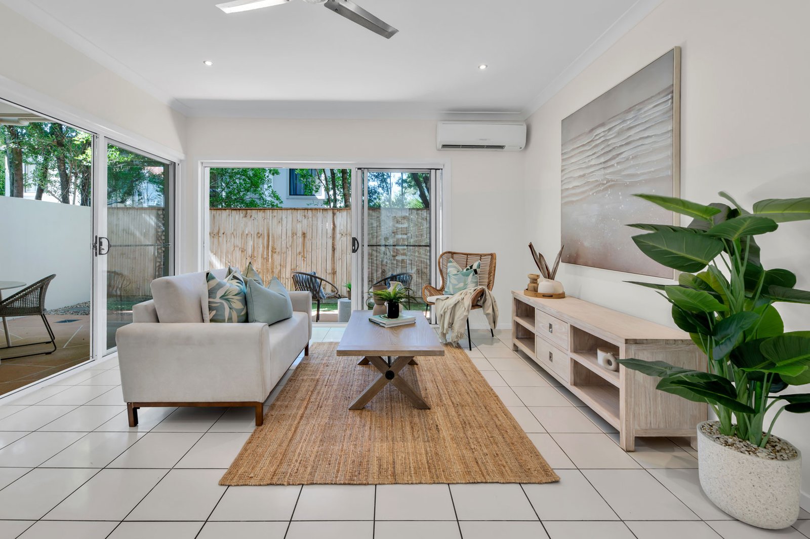 5/129 Pohlman Street SOUTHPORT 7