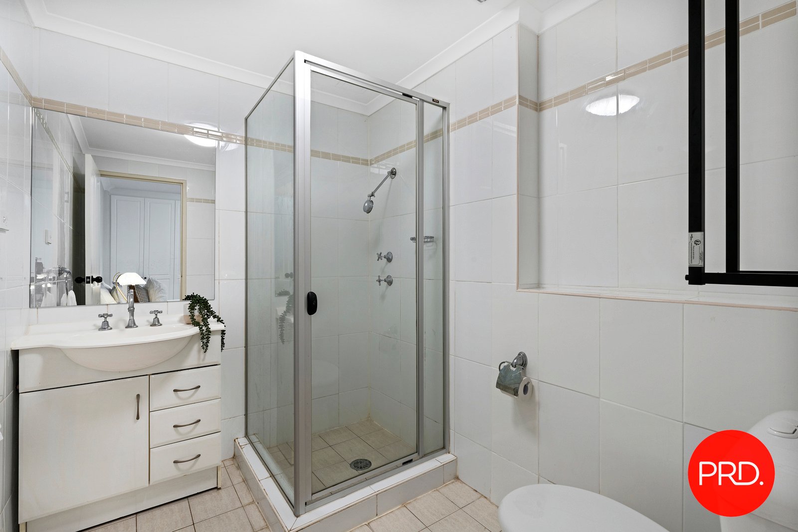 5/13-19 Hogben Street KOGARAH 8
