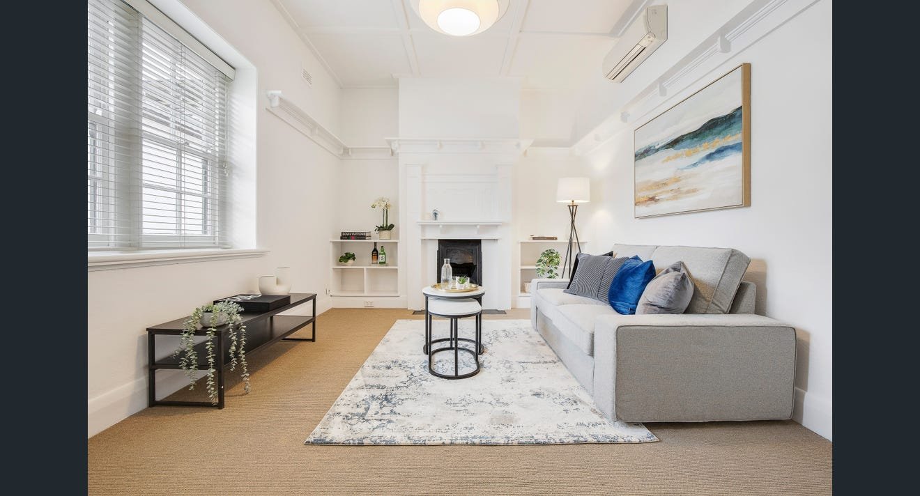 Gallery: 5/13 Loch Street