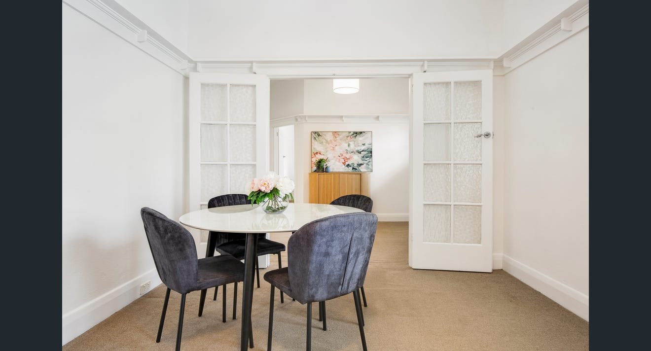 Gallery: 5/13 Loch Street