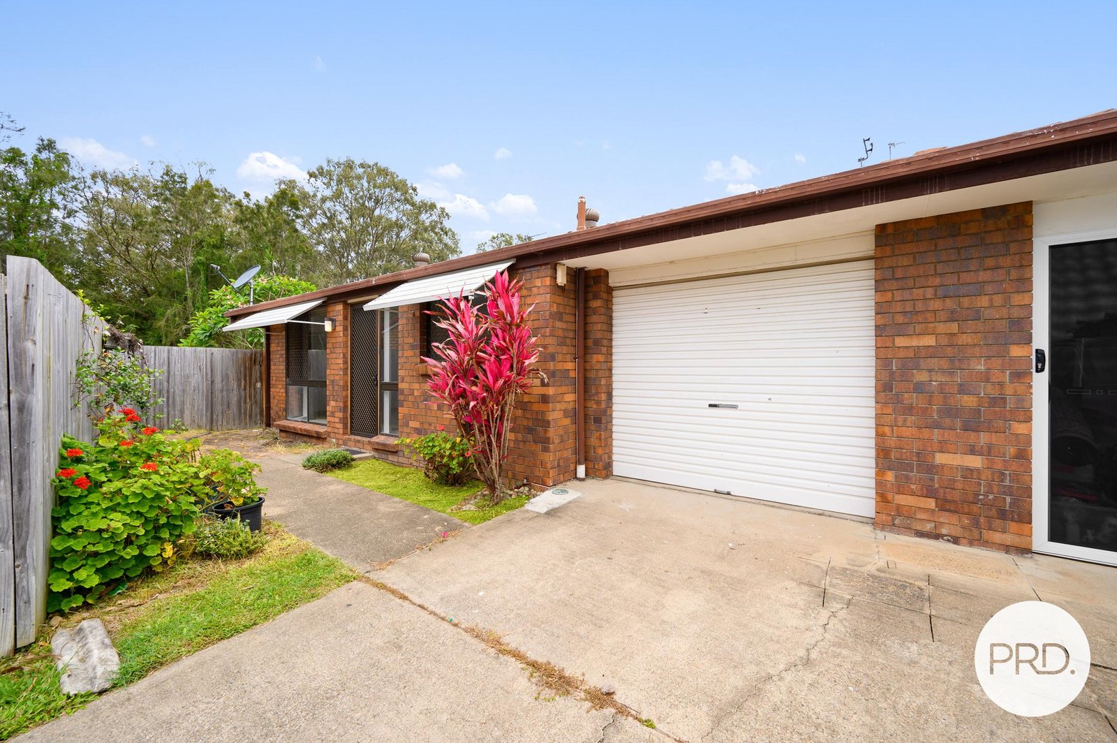 5/13 Stephanie Court LABRADOR 9