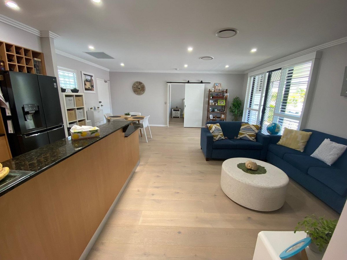 5/13 Stephens Street BURLEIGH HEADS 4