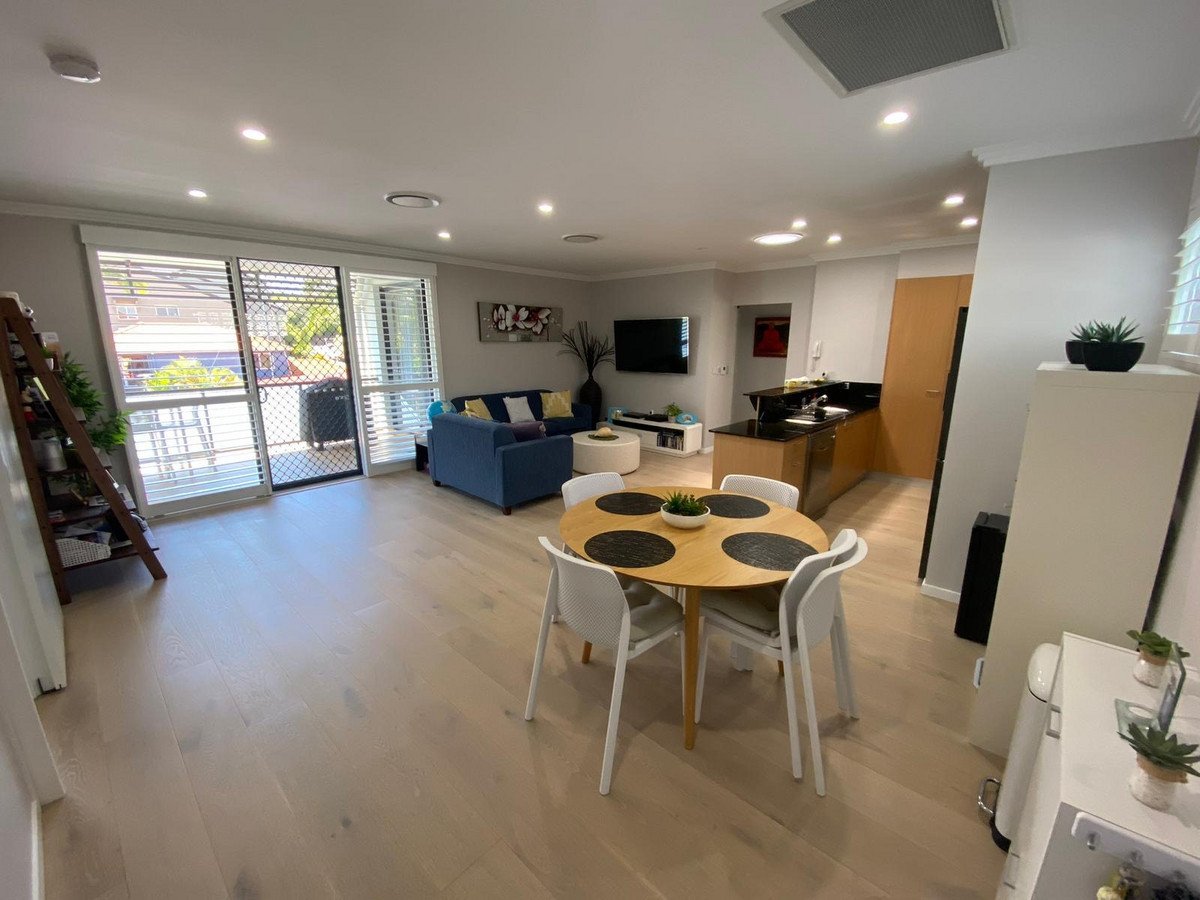 5/13 Stephens Street BURLEIGH HEADS 7