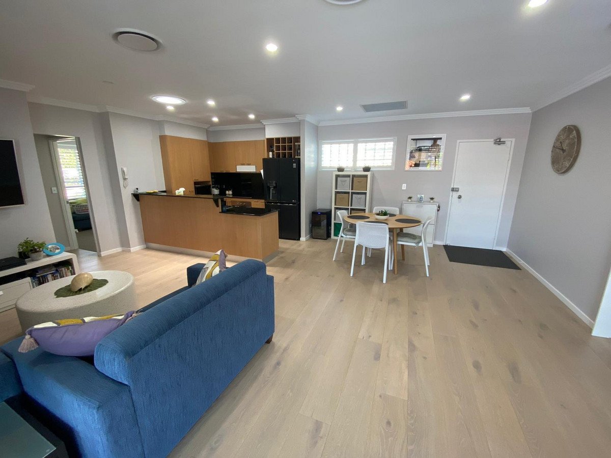 5/13 Stephens Street BURLEIGH HEADS 8