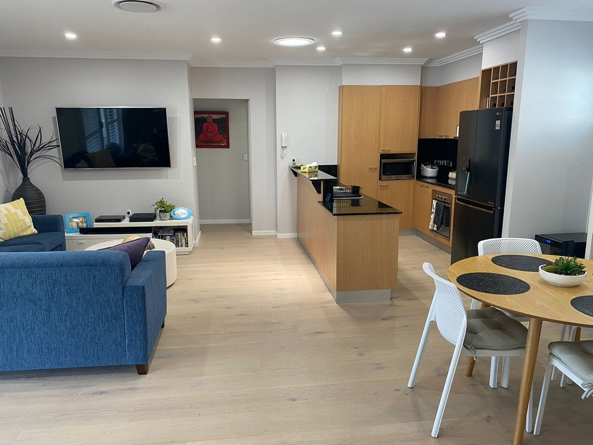 5/13 Stephens Street BURLEIGH HEADS 9