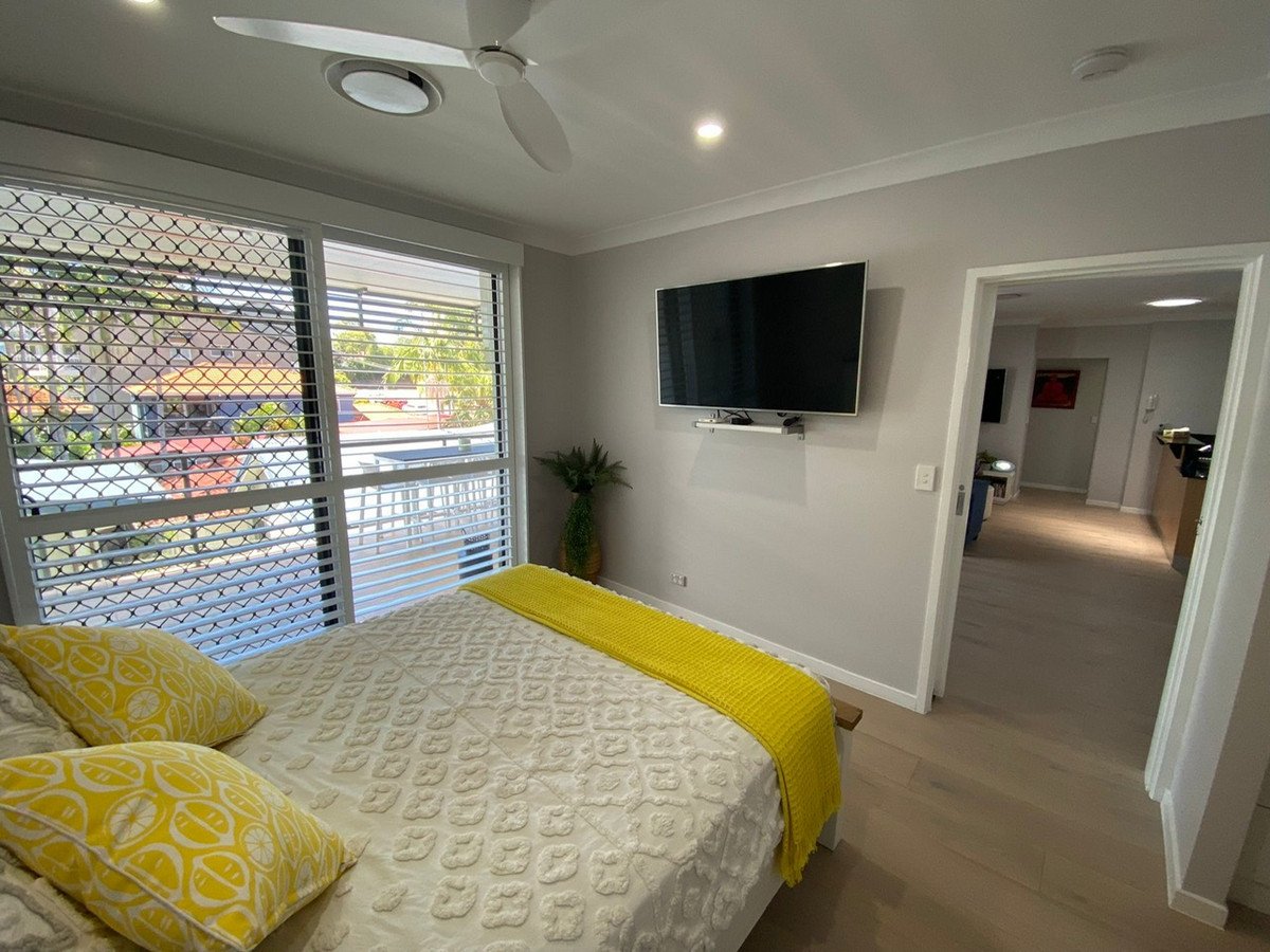 5/13 Stephens Street BURLEIGH HEADS 11