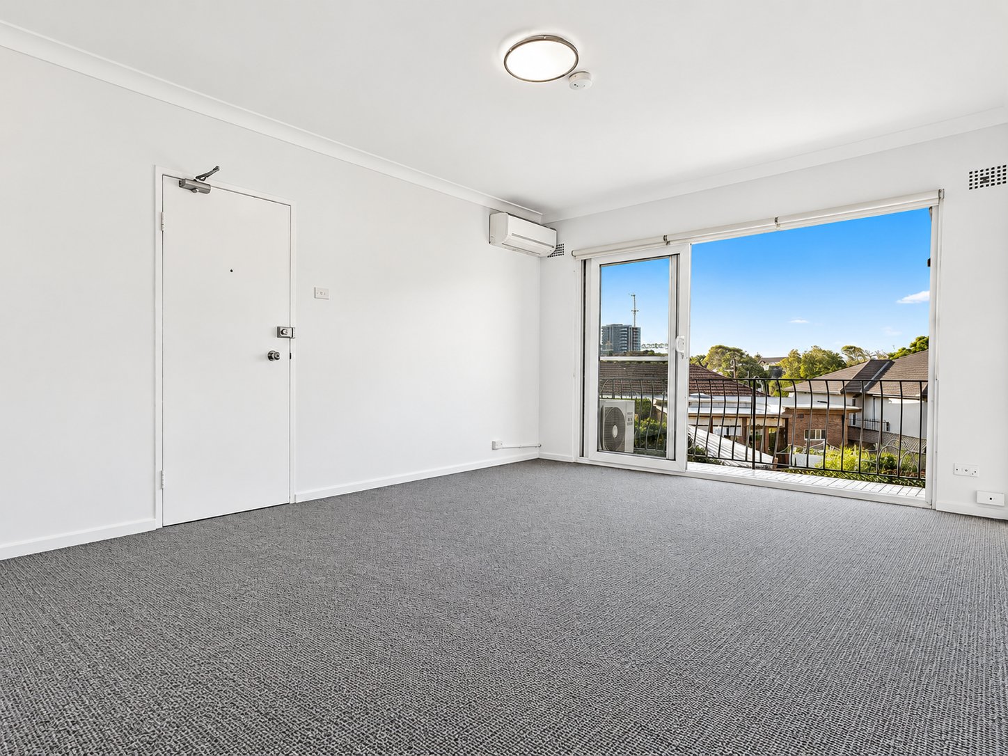 5/13 Templeman Crescent HILLSDALE 1