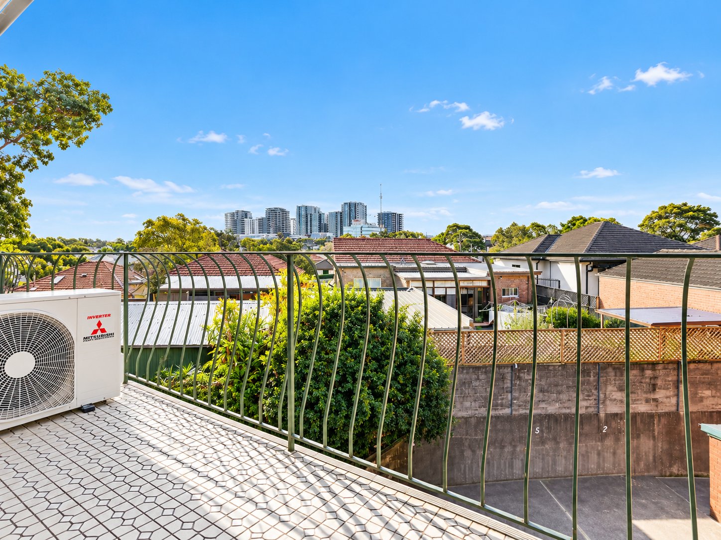 5/13 Templeman Crescent HILLSDALE 2