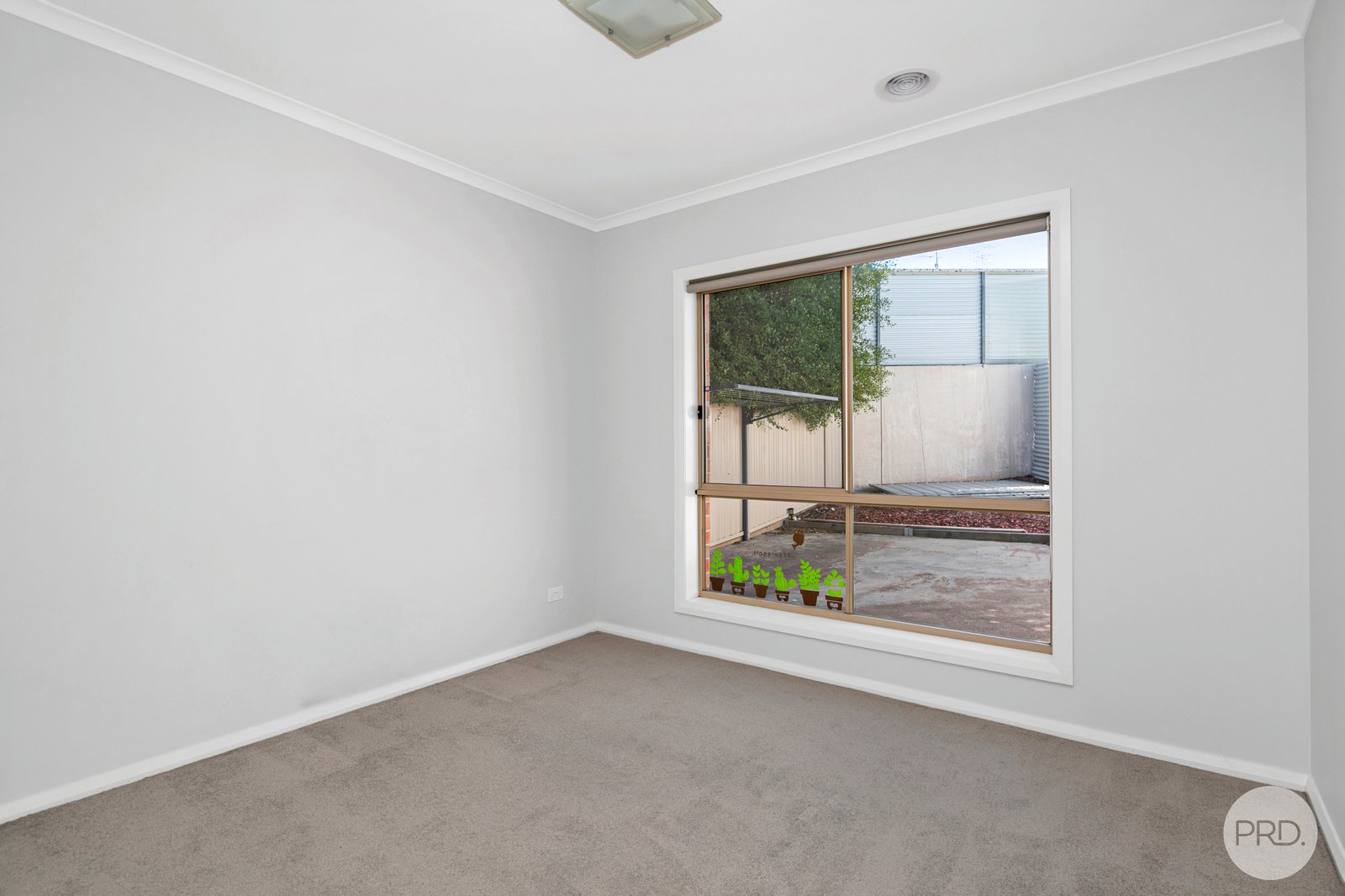 5/131 Larter Street CANADIAN 3