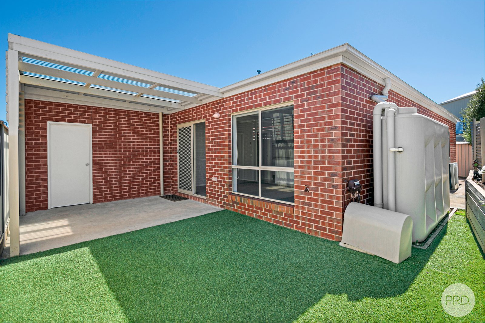5/131 Larter Street CANADIAN 12