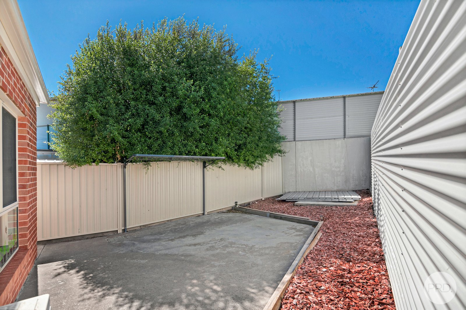 5/131 Larter Street CANADIAN 13